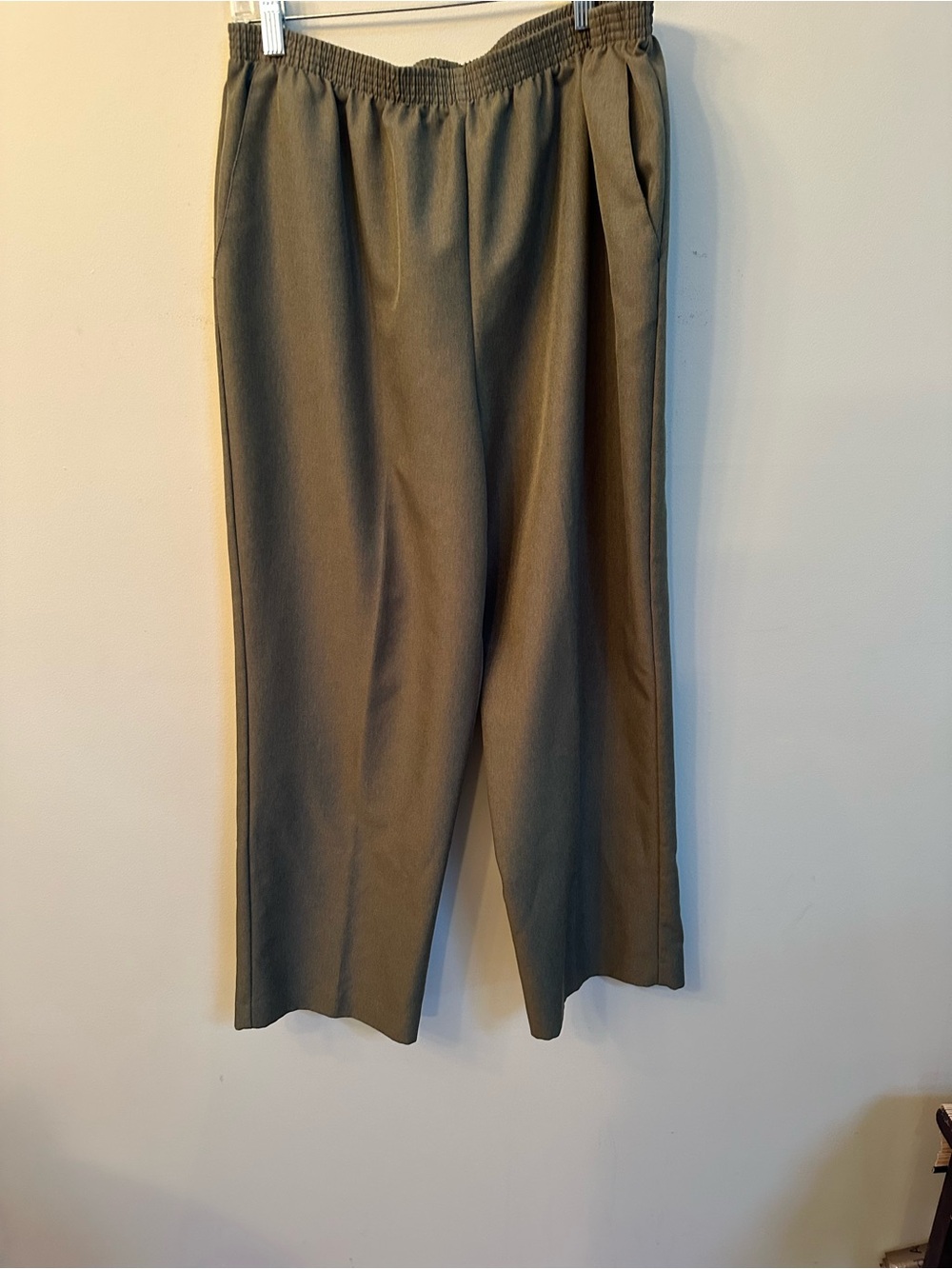 Alfred Dunner Olive Green Polyester Pants